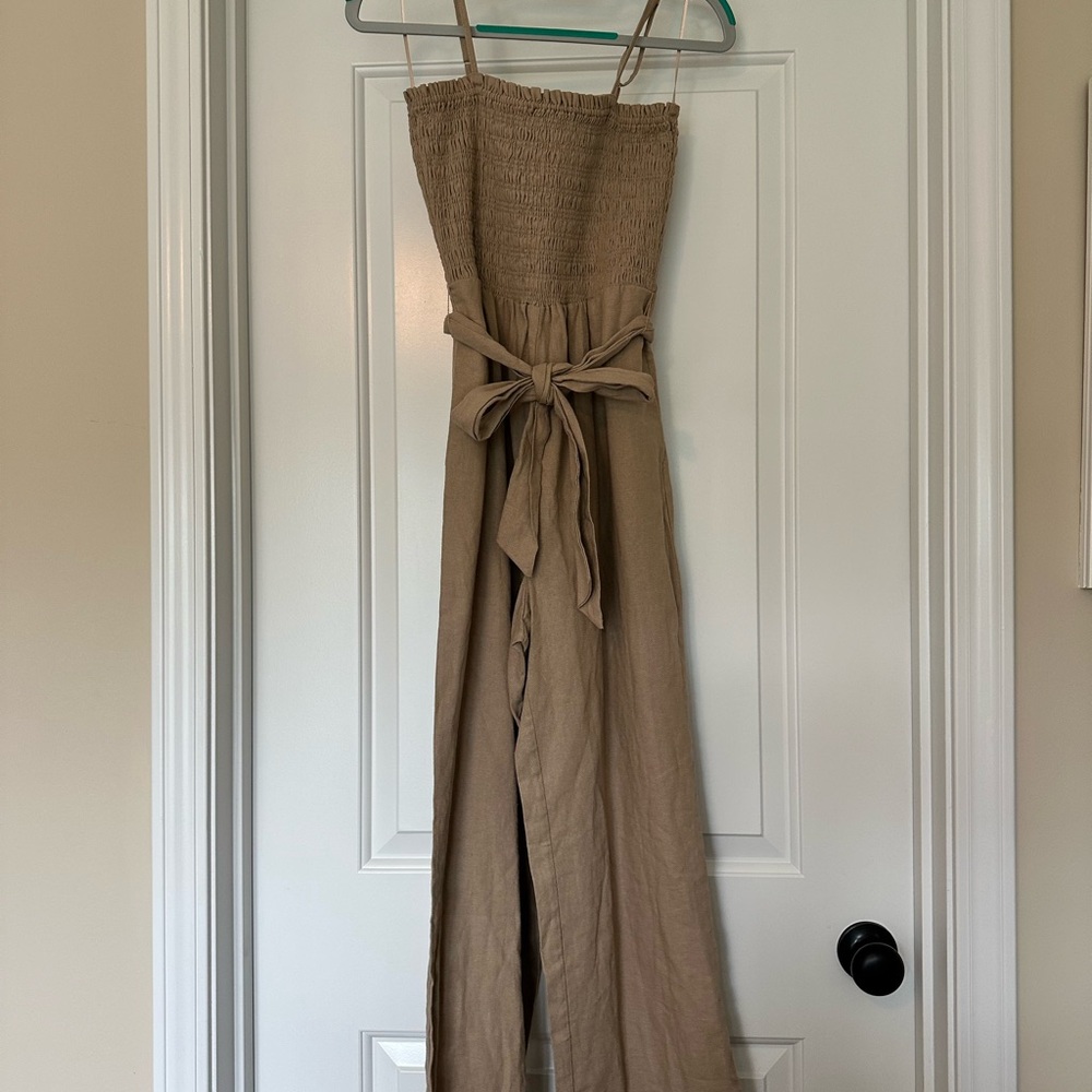 House of Harlow Beige/Tan Smocked Jumpsuit - SMALL - NWOT